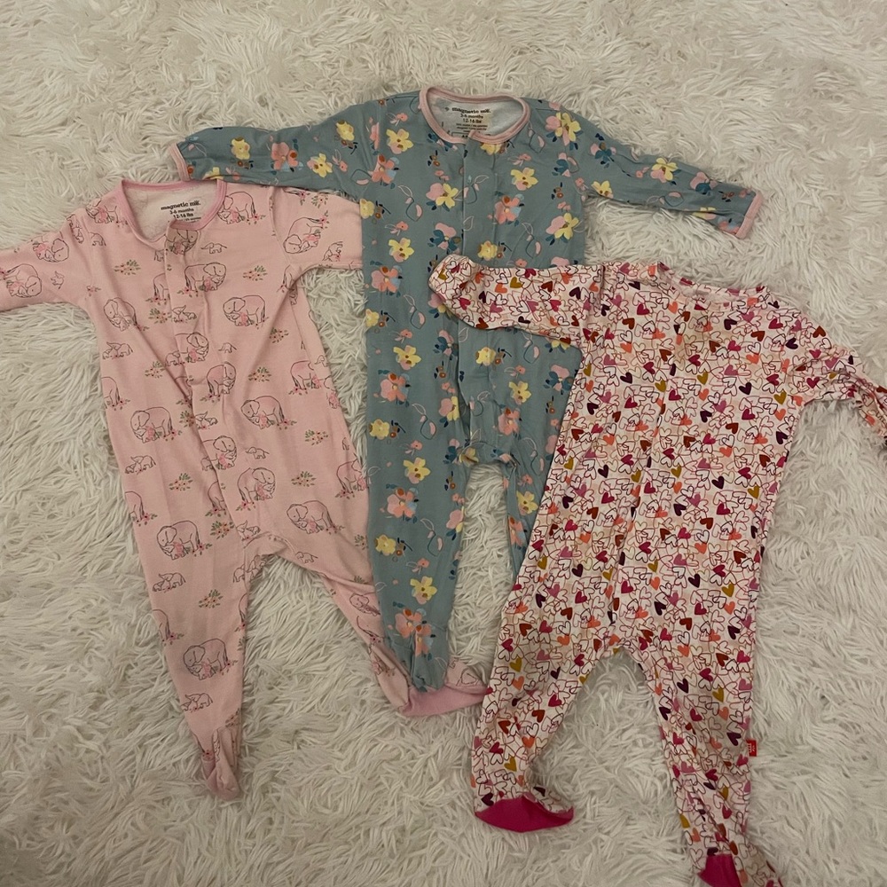 Lot of 3 Magnetic Me baby outfits